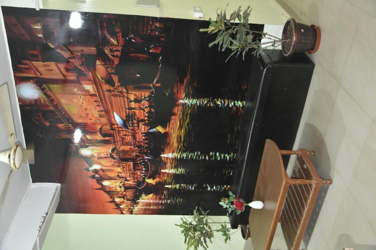 Hotel Yug Residency Varanasi Exterior foto